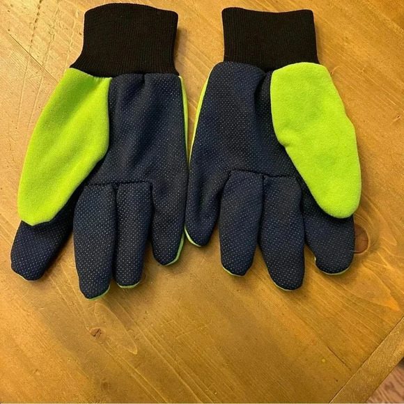 Seattle Seahawks Gloves Non Slip Work Utility Youth NFL Football + Hat OS - Picture 6 of 7